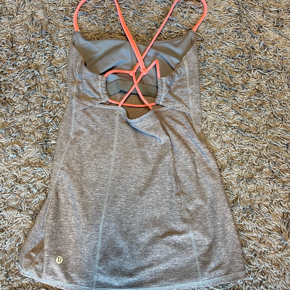 Lululemom tank top